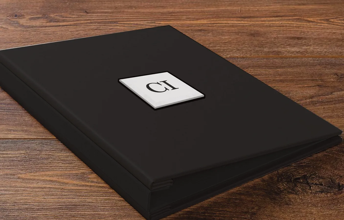 Colley Ison – Art Collector’s Art Presentation Box